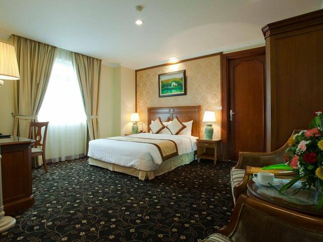 фото отеля A25 Phan Dinh Phung Hotel изображение №25