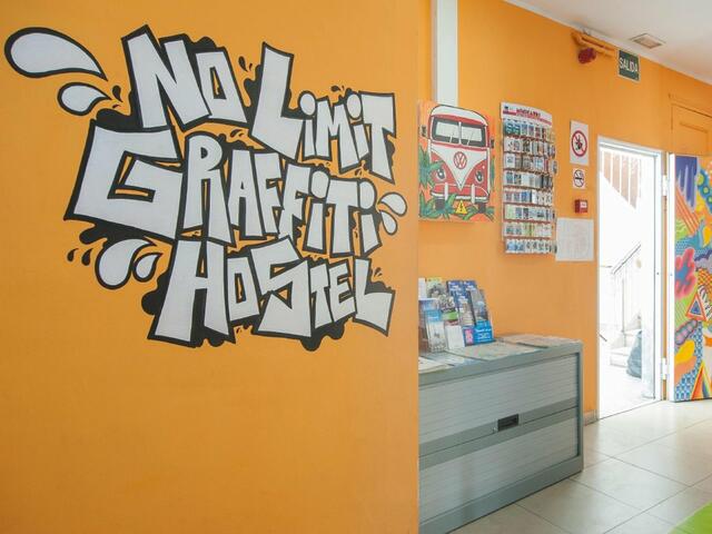 фото отеля No Limit Hostel Graffiti изображение №21