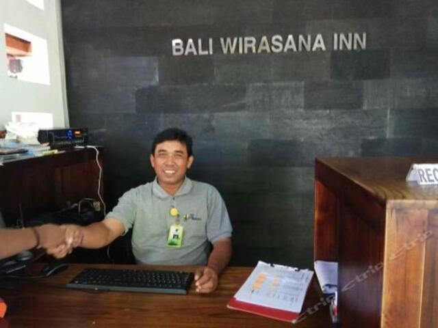 фотографии отеля Bali Wirasana Inn изображение №35
