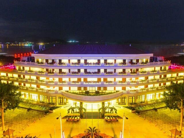 фото отеля Yuhuayuan Seaview Hotel изображение №1