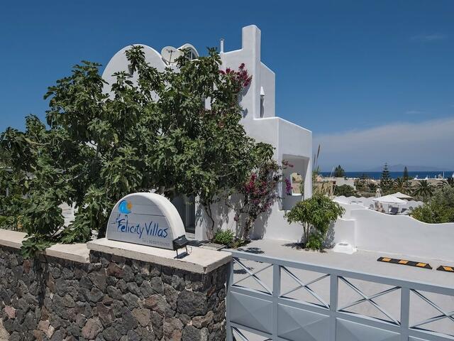 фотографии отеля Felicity Villas Santorini Luxury House изображение №3
