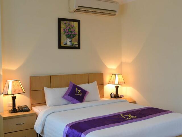 фото отеля Azumaya Hai Ba Trung 2 hotel изображение №1
