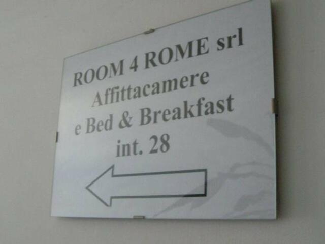 фото отеля Room 4 Rome B&B Risorgimento изображение №9