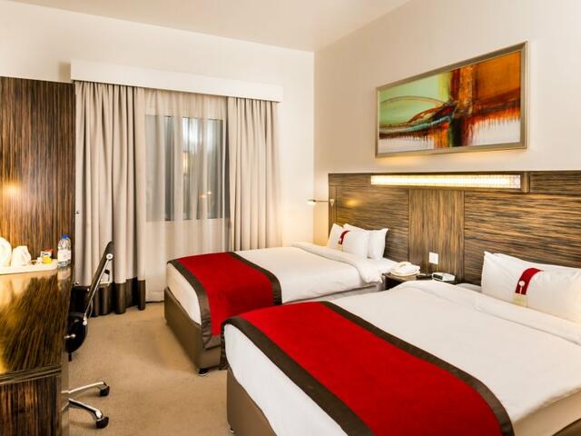 фото отеля Holiday Inn Express Dubai, Internet City изображение №21