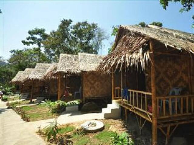 фото отеля Phutawan Bamboo Bungalow изображение №5