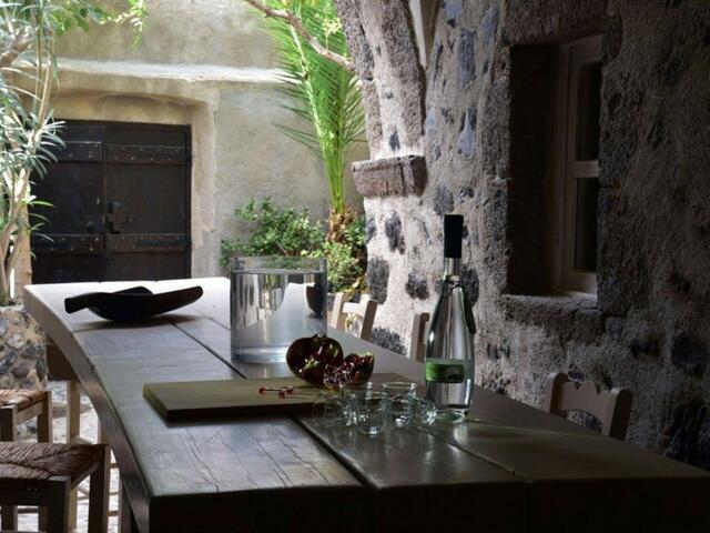 фото отеля Villas & Mansions of Santorini Island изображение №37