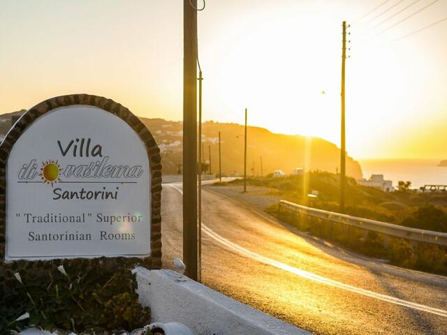 фото отеля Villa Iliovasilema Santorini изображение №5