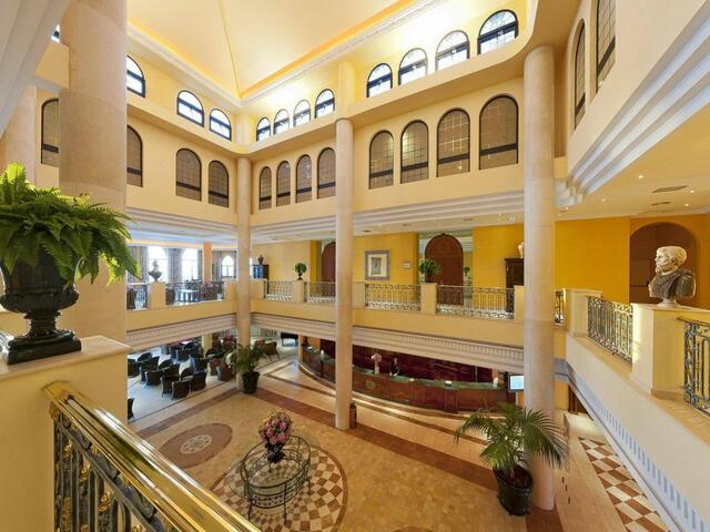 фотографии отеля Hotel IPV Palace & Spa изображение №7
