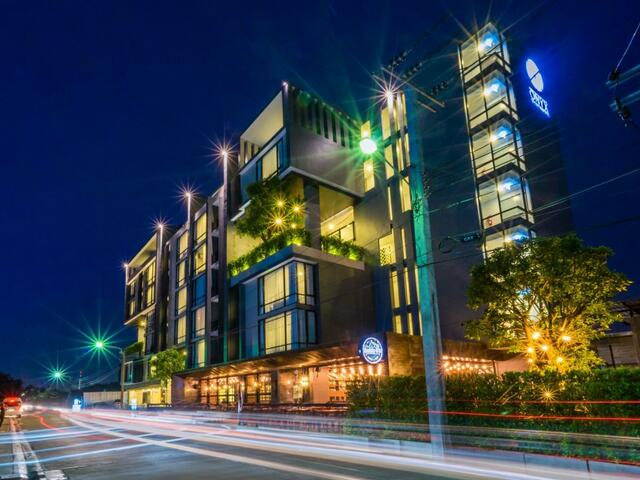 фото отеля Onyx Hotel Bangkok изображение №1