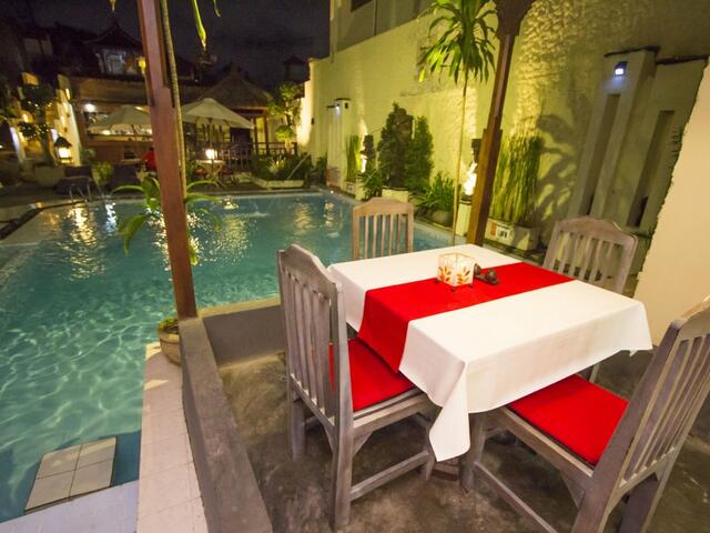 фото отеля Taman Sari Beach Inn & Hostel изображение №17