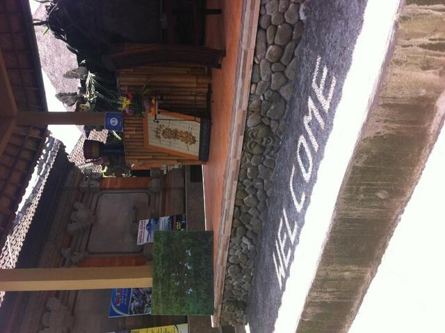 фото отеля Pondok Bali изображение №1
