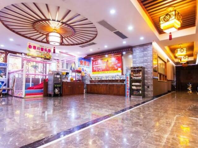 фотографии отеля Xing'an Changfeng Hotel изображение №15