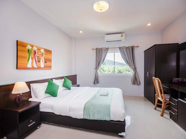 фото Cozy Guesthouse Phuket изображение №18