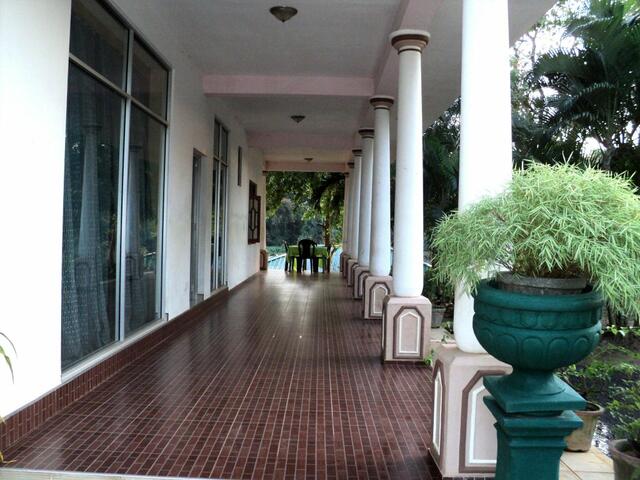 фото отеля Tharindu Guest House изображение №1
