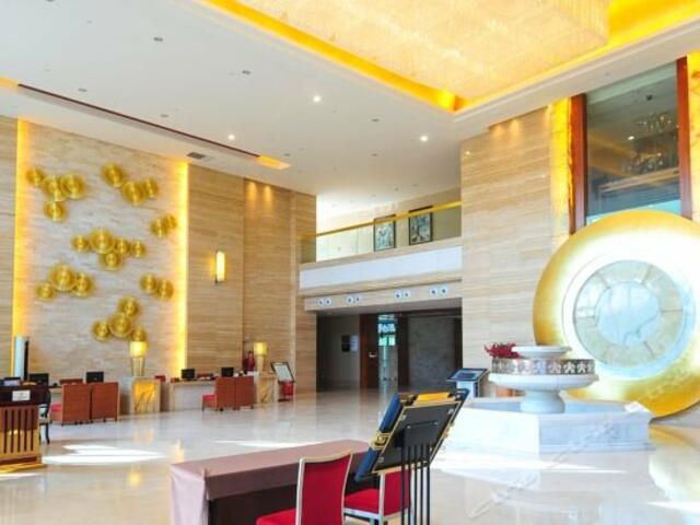 фото Badminton Hotel - Lingshui изображение №10