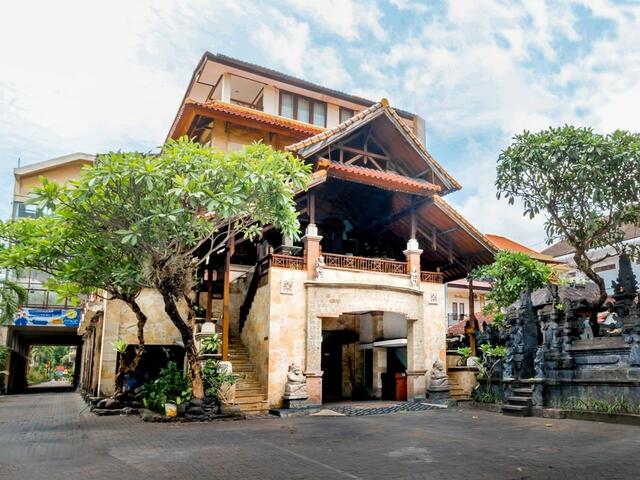 фото Mahajaya Hotel Denpasar изображение №6