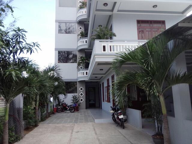 фото отеля Minh Ngoc Hotel изображение №1