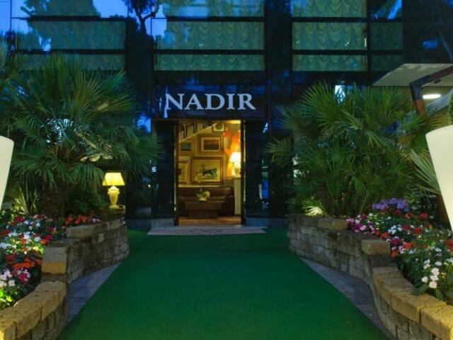 фотографии Hotel Nadir изображение №8