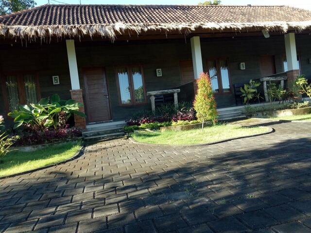 фото отеля Agung Suites Balangan Homestay изображение №1
