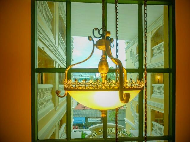 фото отеля Siri Heritage Bangkok Hotel изображение №21
