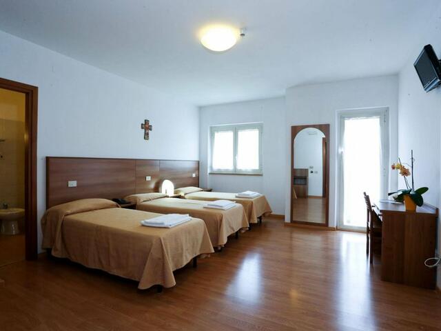 фото Hotel Divino Amore - Casa del Pellegrino изображение №18