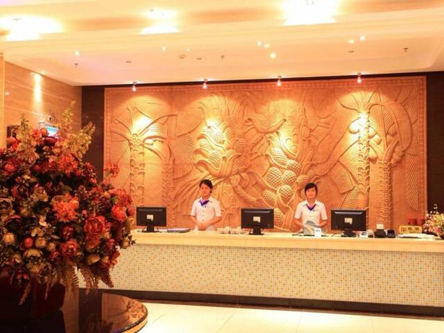 фотографии отеля Sanya Jiulixiang Business Hotel изображение №15