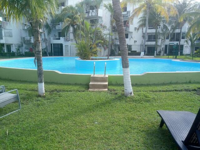 фотографии Nirvana Hostel Cancun Hotel Zone изображение №4