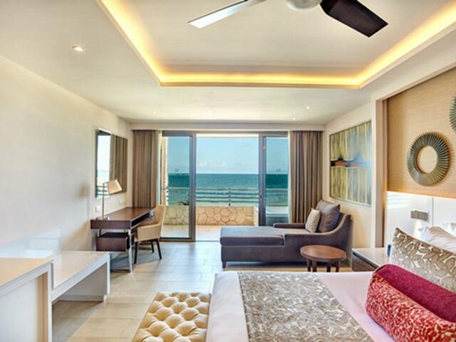 фото отеля Hideaway at Royalton Riviera Cancun All Inclusive - Adults Only изображение №1