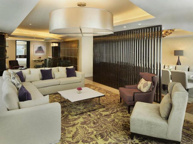 фото отеля Hilton Capital Grand Abu Dhabi изображение №29