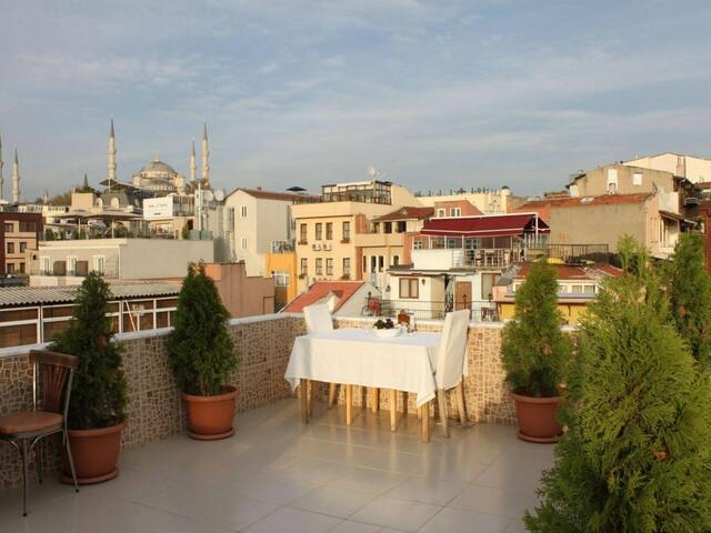 фотографии отеля Istanbul City Guest House изображение №15