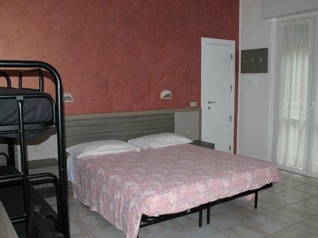 фотографии Hotel Costanza изображение №16