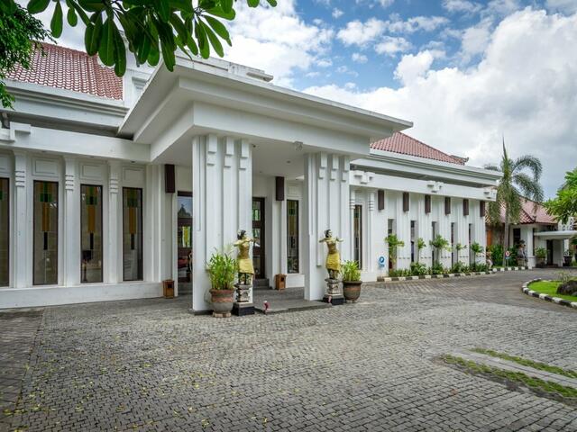 фото отеля Inna Bali Heritage Hotel изображение №1