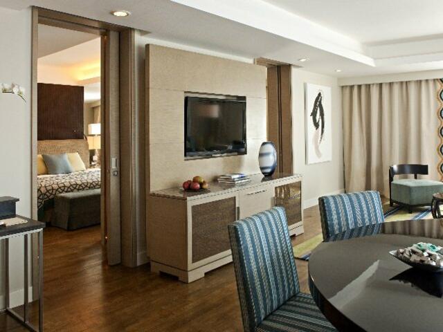 фото отеля Hilton Capital Grand Abu Dhabi изображение №25