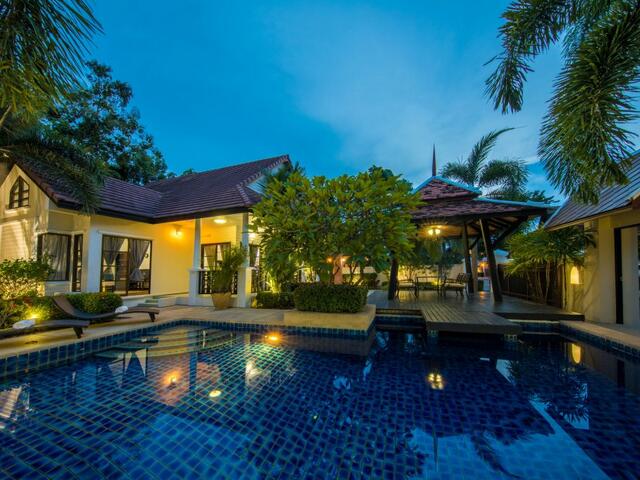 фото отеля Green Residence Pool Villa Pattaya изображение №1