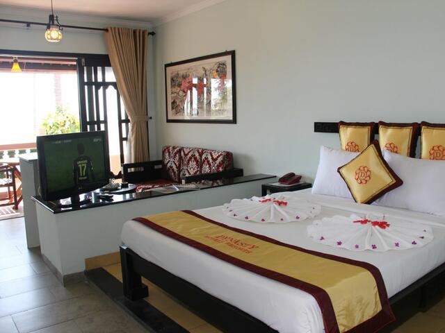 фото отеля Dynasty Beach Resort - Hoang Trieu изображение №41
