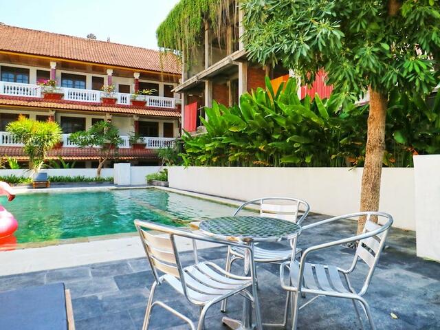 фото отеля Palm Garden Kuta Hotel изображение №21