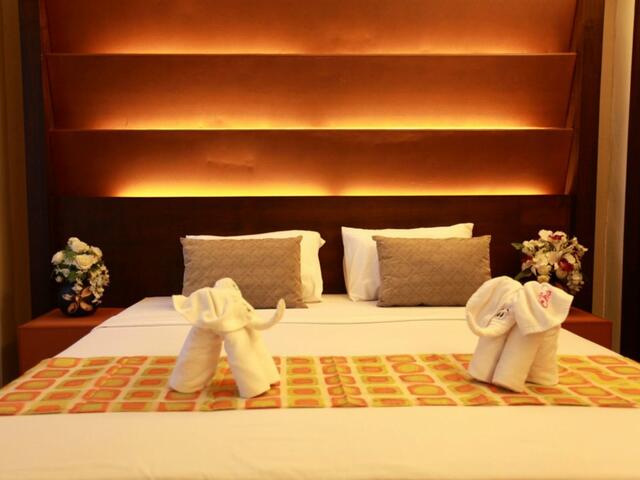 фото отеля The Bangkok Major Suite изображение №13