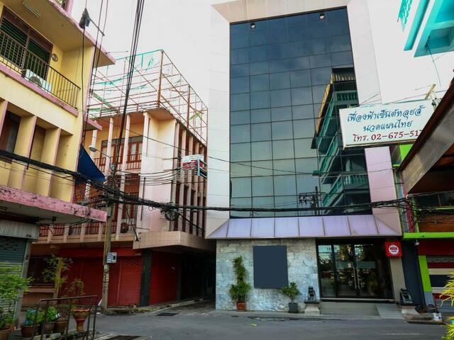 фото отеля Nida Rooms Yanawa Sathorn City Walk изображение №1