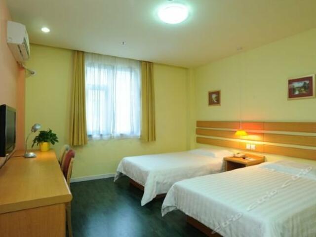 фото Home Inn (Sanya Great East China Sea Visitors Center) изображение №6