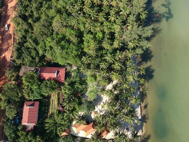 фото отеля Kiki Coconut Beach Resort изображение №5