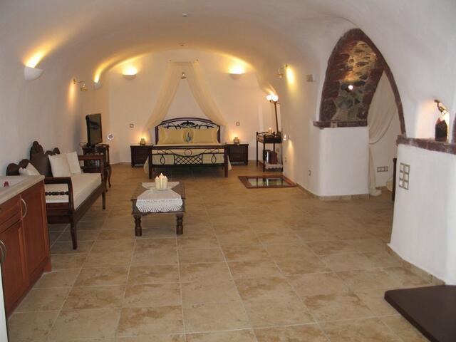 фото Santorini Mansion at Imerovigli изображение №38