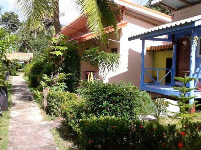 фотографии отеля Andaman Bay Bungalow изображение №15