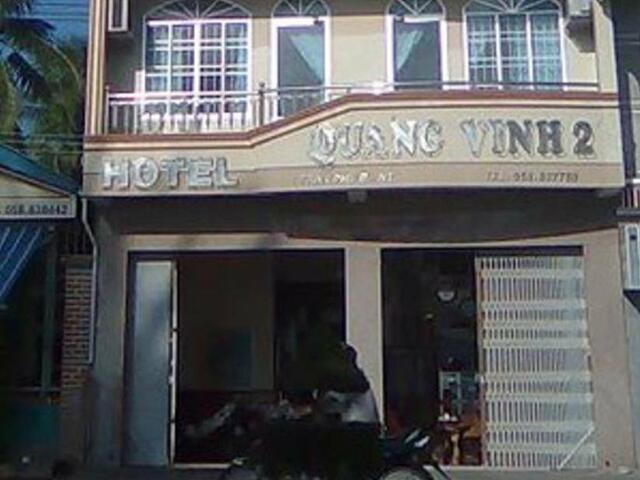фото отеля Quang Vinh Hotel изображение №1