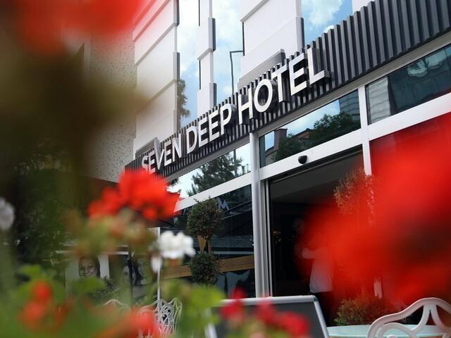фото отеля Seven Deep Hotel изображение №1