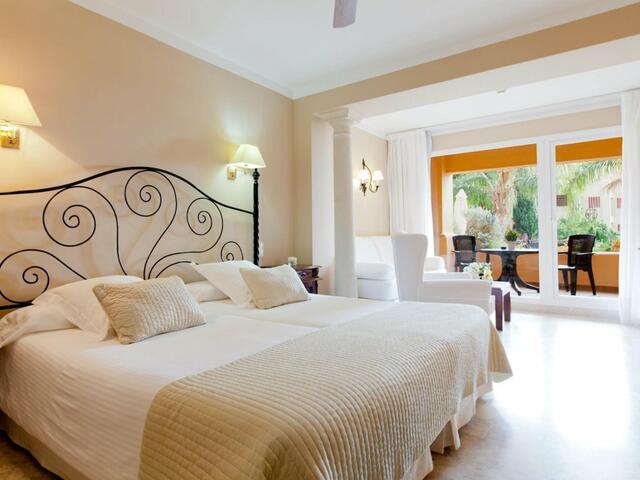 фото Hotel Guadalmina Spa & Golf Resort изображение №38