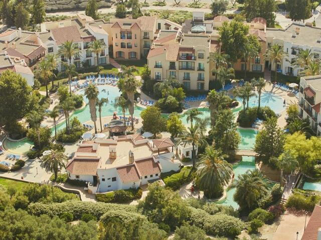 фото PortAventura Hotel Roulette - Theme Park Tickets Included изображение №2