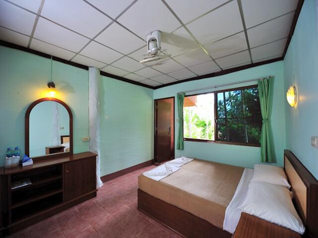 фото отеля Koh Ngai Resort Trang изображение №45