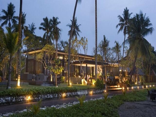 фотографии отеля Santika Premiere Beach Resort Bali изображение №3