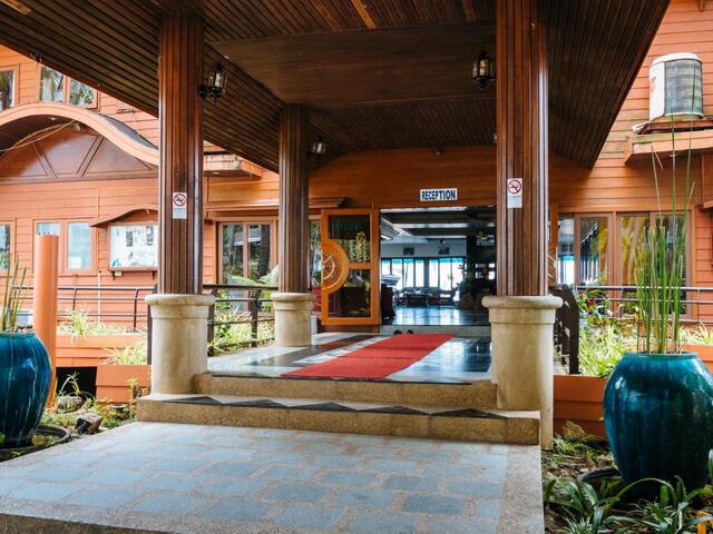 фото отеля Koh Chang Boat Chalet Hotel изображение №1