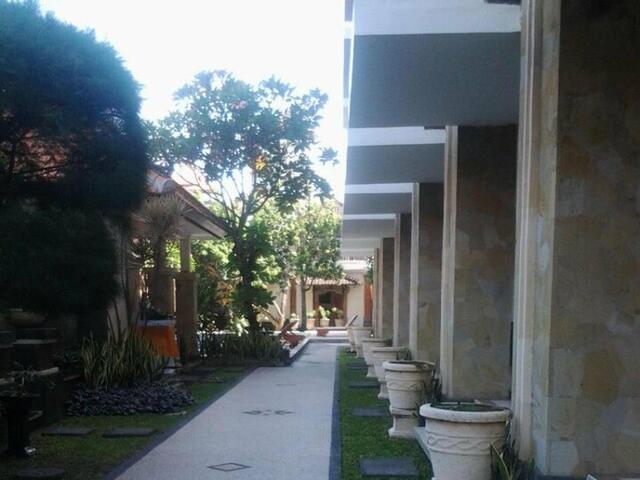 фото Puri Asih Hotel изображение №2